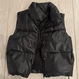 Zara Black Quilted Puffer Vest